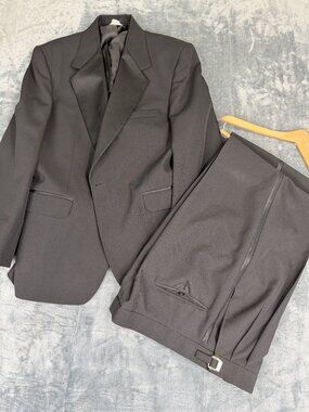 FWI Formalwear Black Tuxedo Jacket & Pants Set Satin Lapel Size 37R Polyester